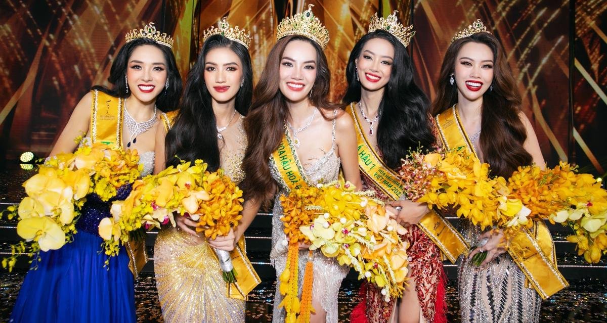 Thí sinh Miss Grand Vietnam 2023 thẳng thừng đội vương miện dù out top 10? Ảnh 6