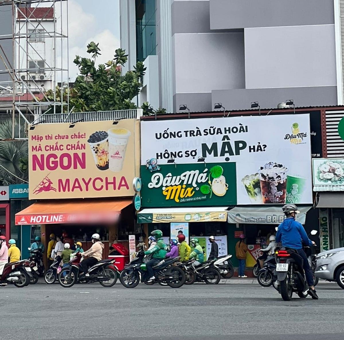 'Cuộc chiến quảng cáo' của rau má và trà sữa đã có thêm đối thủ mới Ảnh 1