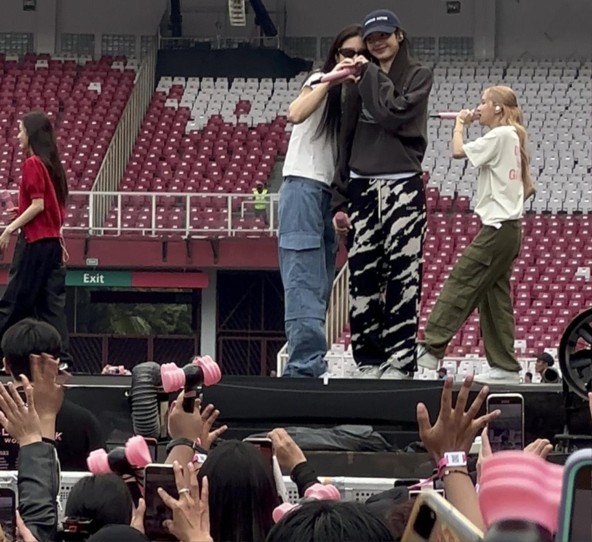 Hóa ra đây là lý do BLACKPINK không soundcheck trong concert ở Việt Nam? Ảnh 3