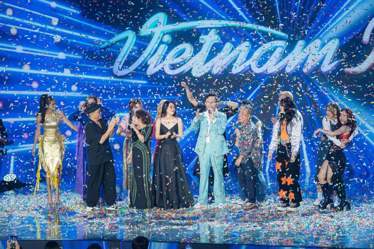 Dấu ấn liveshow 1 Vietnam Idol 2023: Xuân Định gây xúc động, Annie được Mỹ Tâm khen Ảnh 17