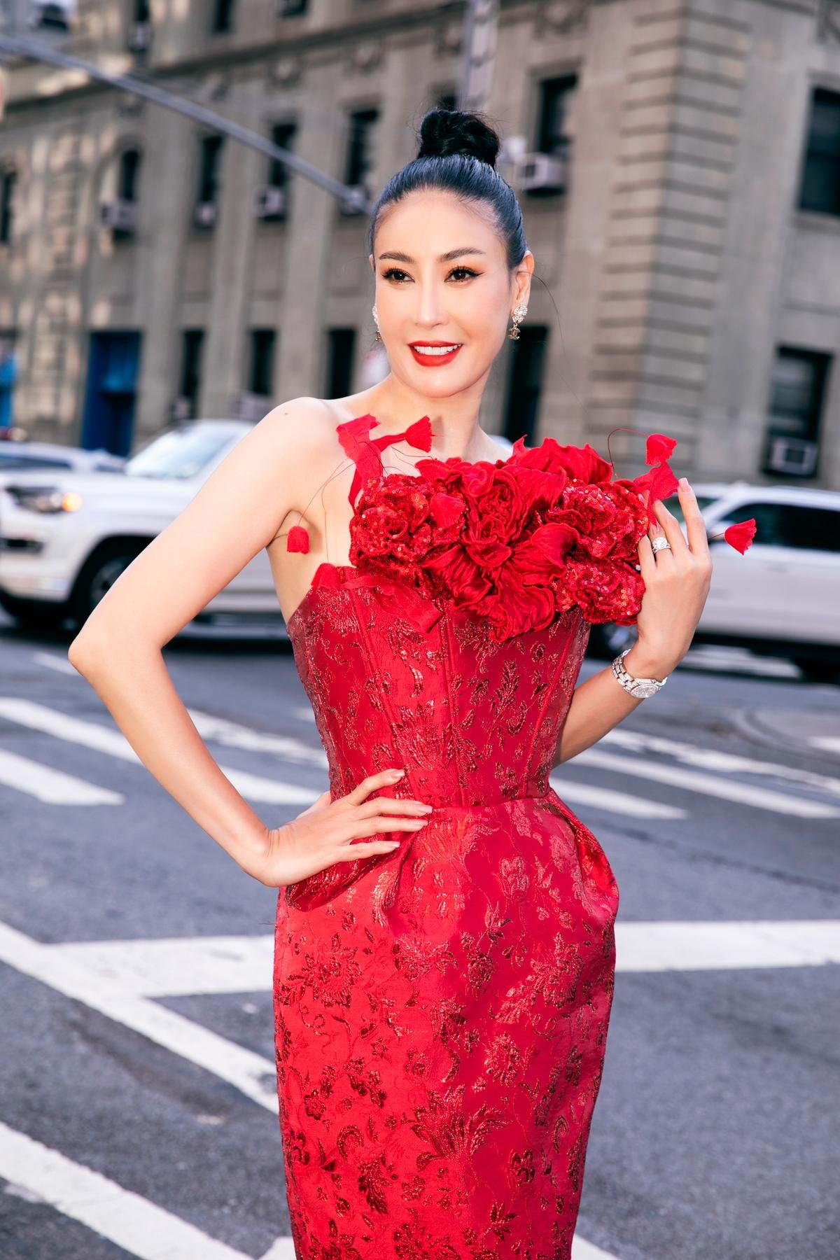 Ngọc Châu hội ngộ đương kim Miss Universe, nhan sắc liệu có lấn át? Ảnh 7