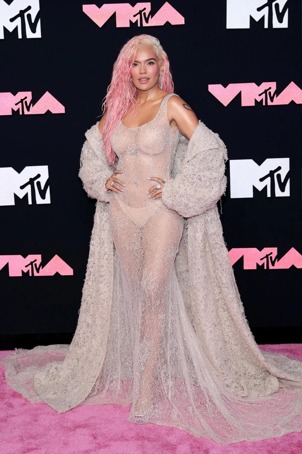 'Nóng mắt' với trang phục hở hang tại thảm đỏ lễ trao giải MTV VMAs 2023 Ảnh 3