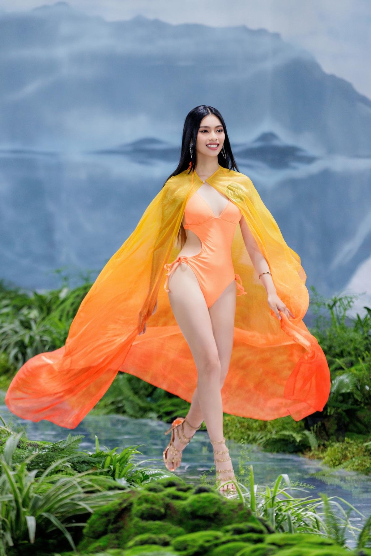 Mê đắm nhan sắc lai Tây của người đẹp quê Nghệ An thi Miss Earth Vietnam Ảnh 4