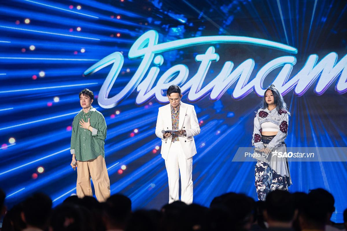 Dấu ấn Liveshow 2 Vietnam Idol: Top 10 hoà giọng cảm xúc, loạt hit được tái hiện Ảnh 15