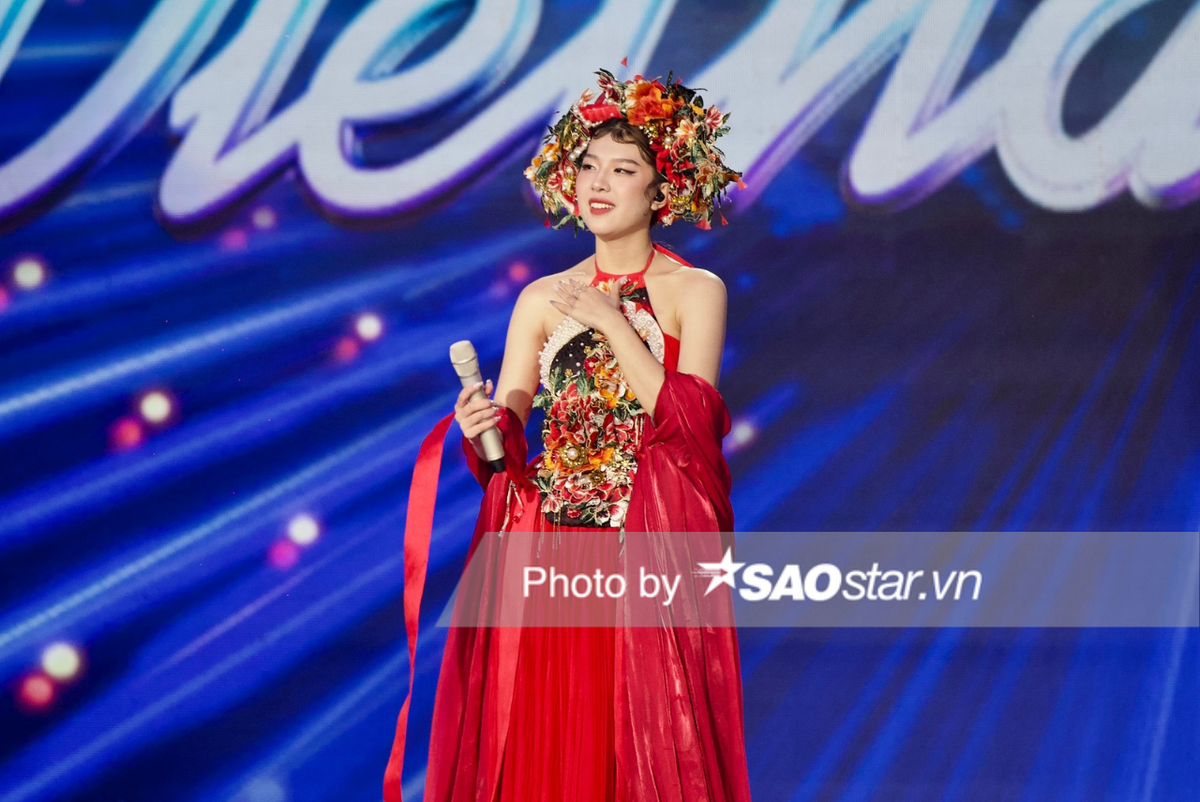 Huy Tuấn, Mỹ Tâm nức nở khen ngợi 'chị Hằng' Lamoon trong liveshow Vietnam Idol Ảnh 4