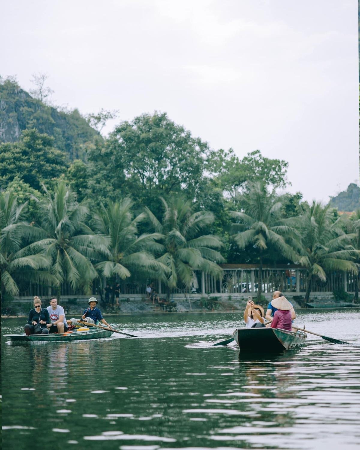 Đẹp nao lòng mùa thu Ninh Bình: Thôn quê yên bình, đồng xanh biêng biếc Ảnh 10