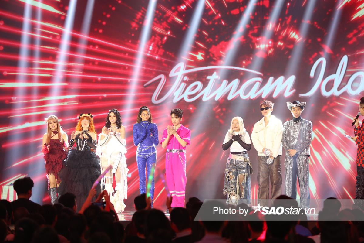 Liveshow 4 Vietnam Idol: Top 7 lộ diện, PiaLinh dừng bước gây tiếc nuối Ảnh 1