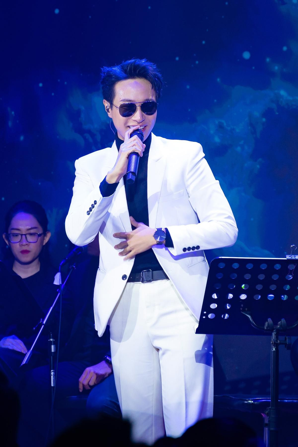 Hậu Vietnam Idol, Hà An Huy liên tục được song ca cùng dàn vocalist của Việt Nam Ảnh 5