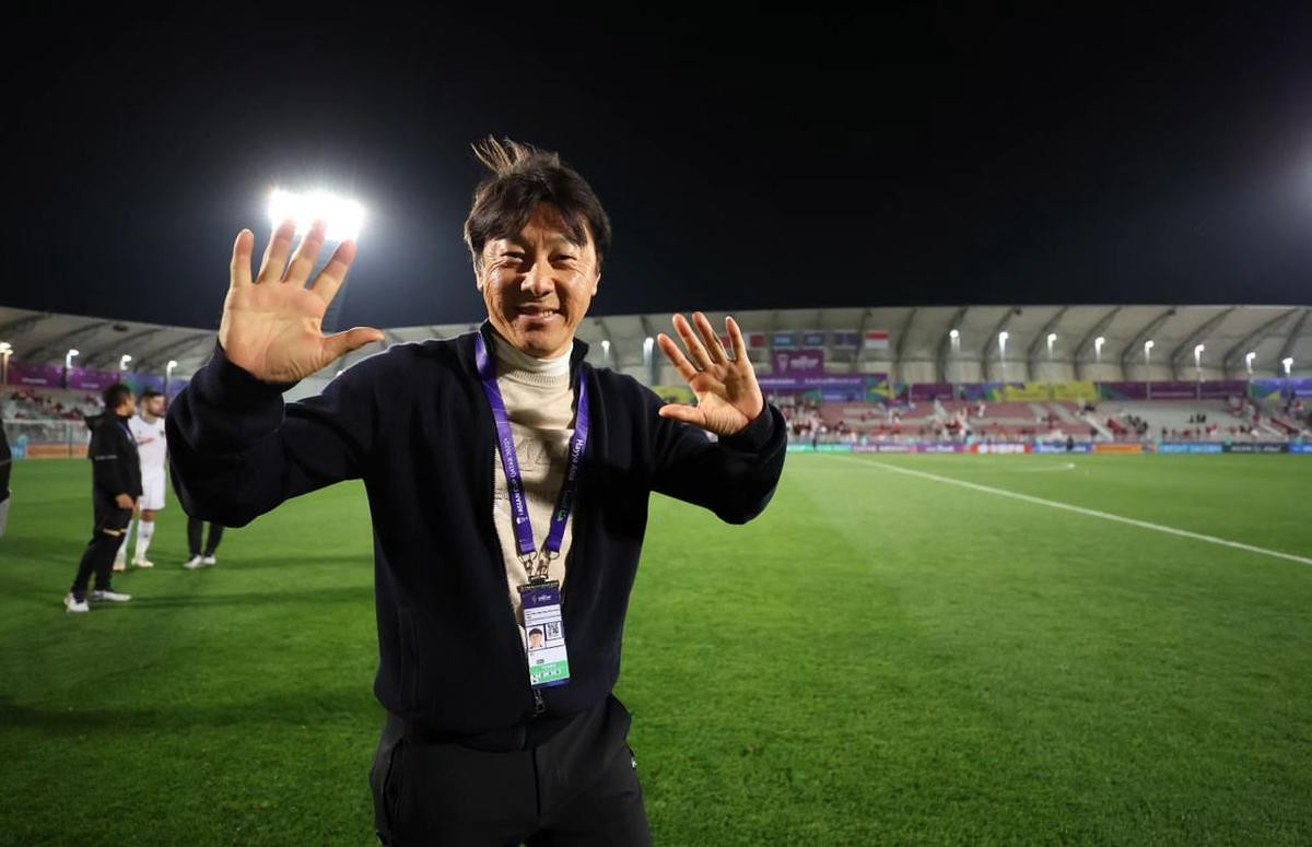 Mục tiêu vào tứ kết Asian Cup 2023 của Indonesia khó hơn nhiều lần vô địch AFF Cup, và HLV Shin Tae Yong có lý do để lo bị PSSI sa thải.