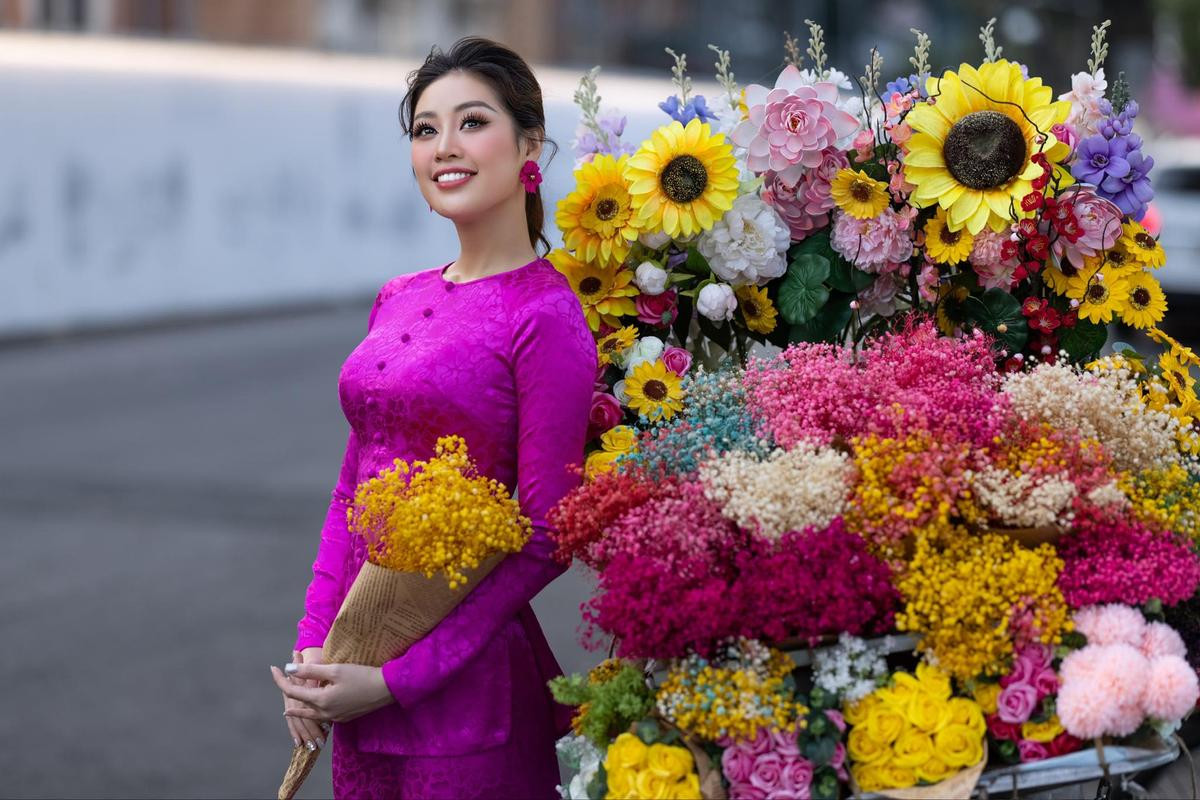 Phương Khánh sóng đôi Khánh Vân 'mở bát' đường đua áo bà ba Tết Nguyên Đán Ảnh 10