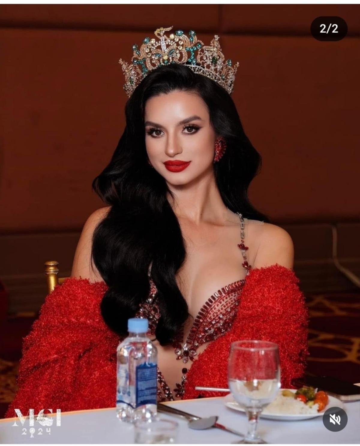 Chân dung cô gái vừa lập tích đã bị tước vương miện sau chung kết Miss Grand 2024 Ảnh 4