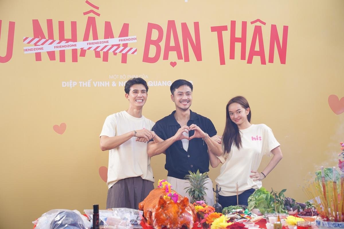 Thanh Sơn báo tin vui cũng người đẹp kém 8 tuổi, dàn sao Việt ồ ạt chúc mừng Ảnh 3