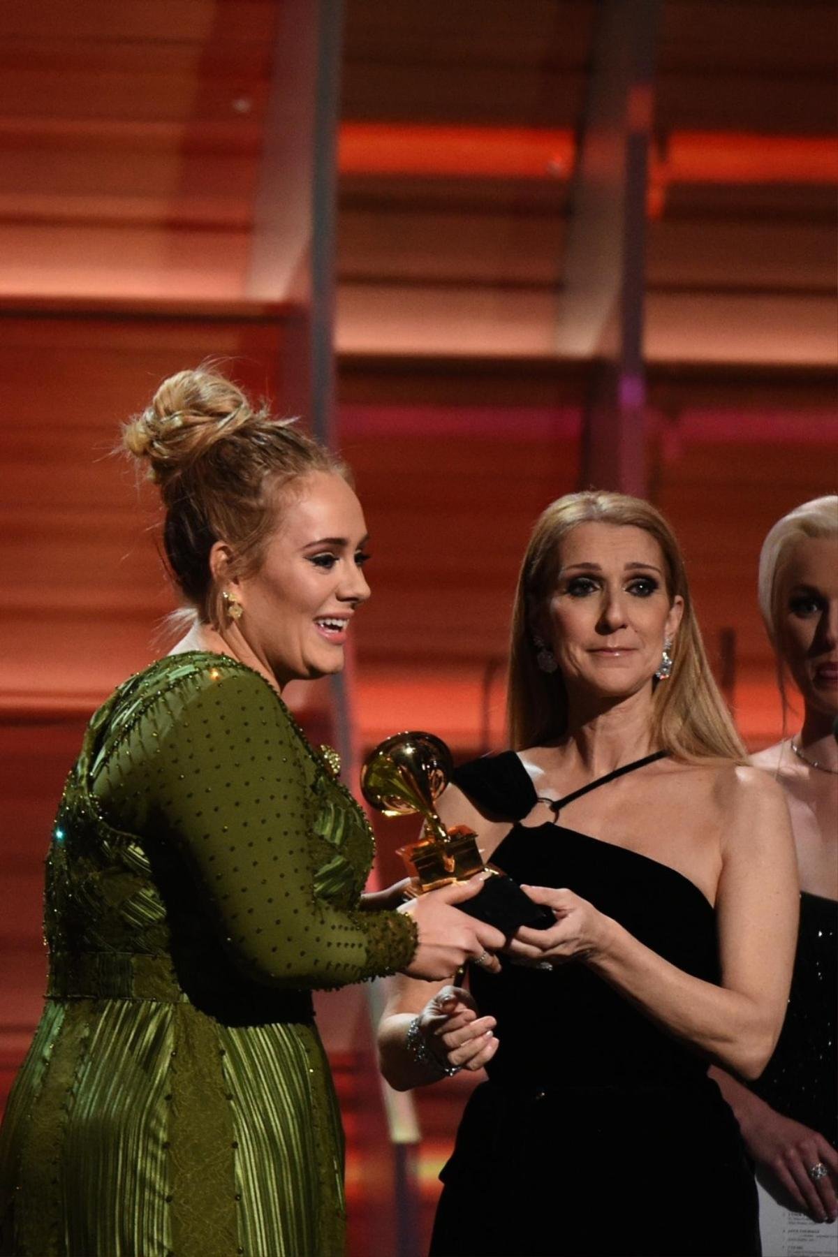 Adele cảm ơn Celine Dion: 'Là một vinh dự mà cháu sẽ nhớ suốt đời' Ảnh 3