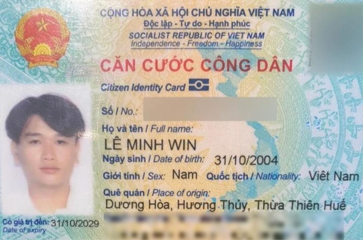 Chàng trai được cha đặt cho cái tên rất Tây, hay bị bạn bè trêu chọc đọc ngược Ảnh 1