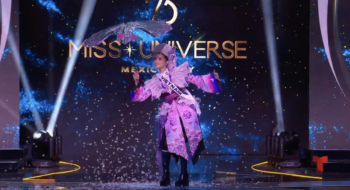 Đối thủ Kỳ Duyên lộ nội y, khoe vòng ba căng đầy ở bán kết Miss Universe Ảnh 4