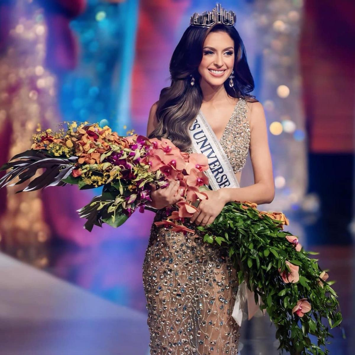 Chân dung cô gái 36 tuổi được dự đoán vượt mặt Kỳ Duyên để đăng quang Miss Universe Ảnh 7