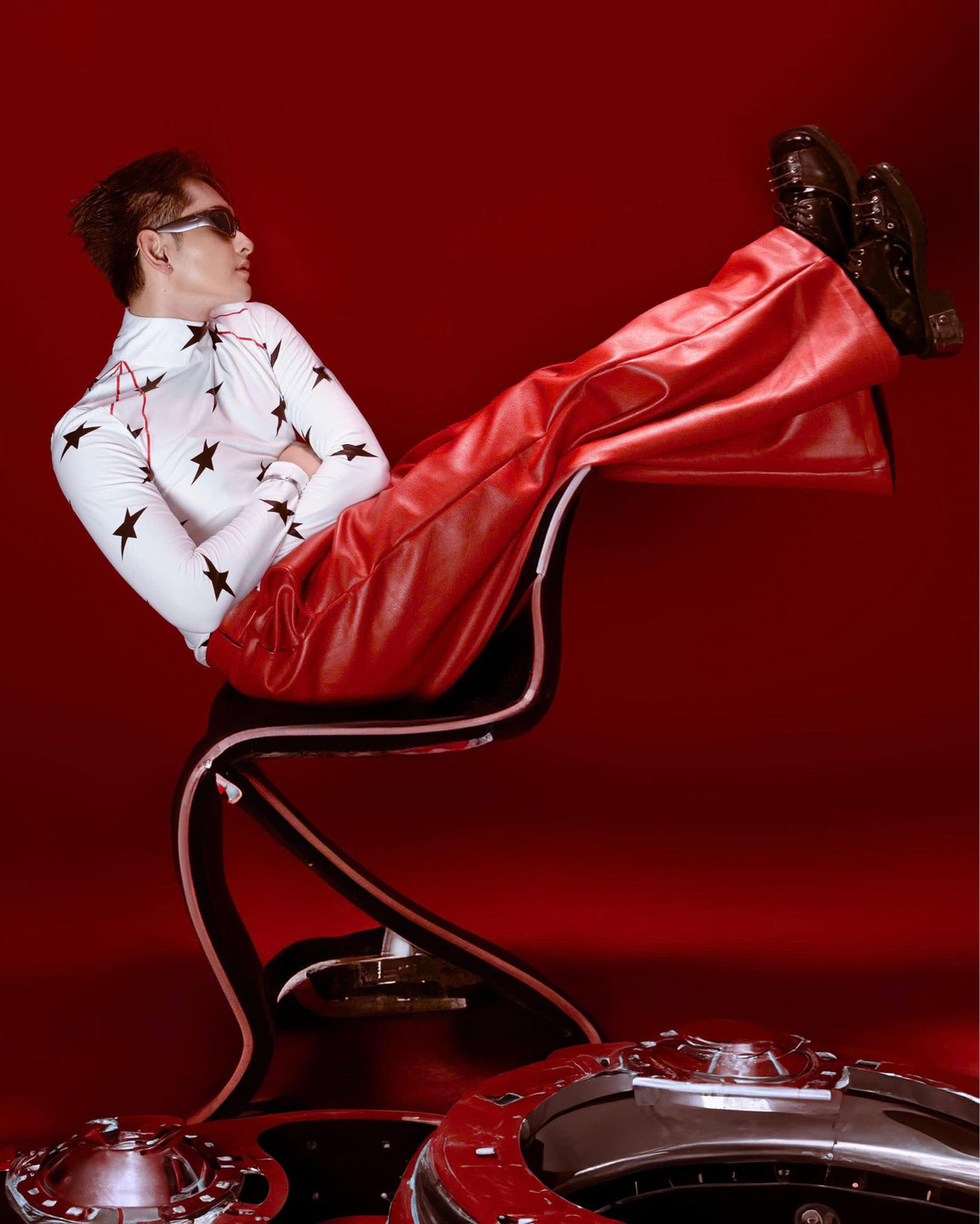 Con trai NSƯT Minh Nhí lột xác ở tuổi 24 Ảnh 2