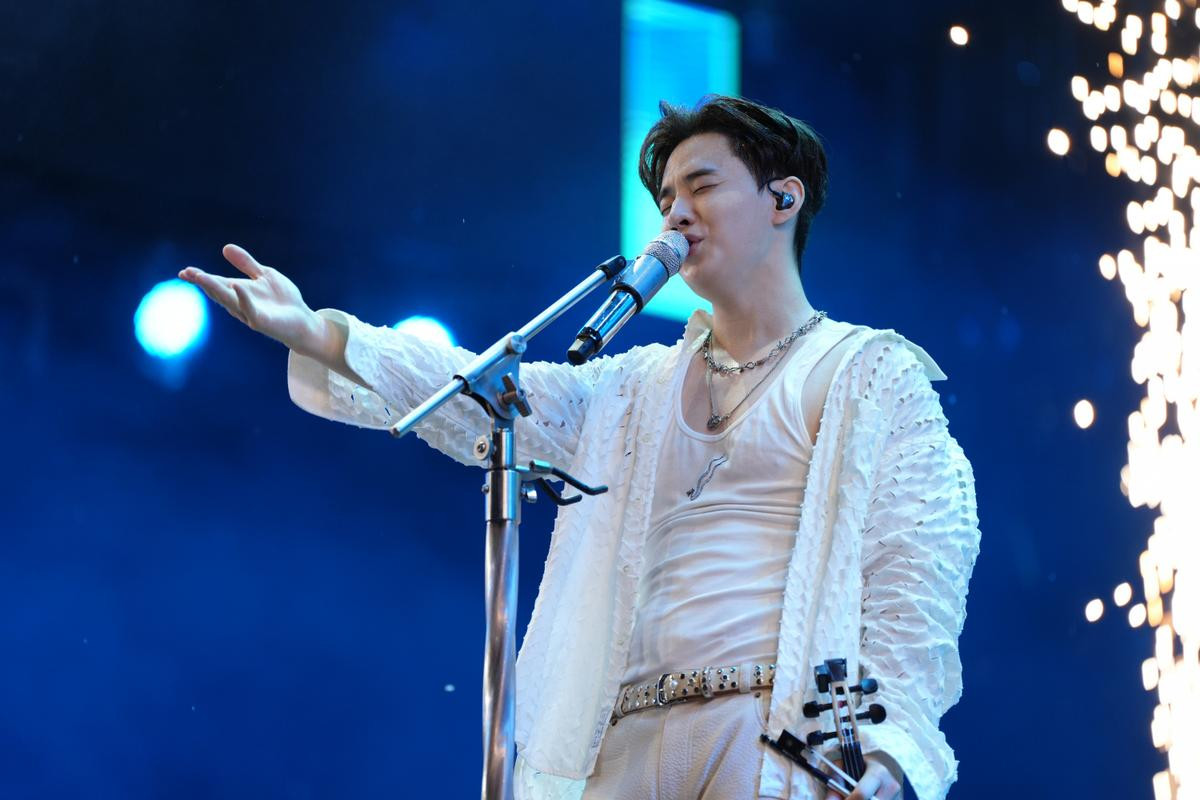 Khai mạc HOZO 2024: Henry Lau trình 'siêu hit' thế giới, nghệ sĩ trẻ gen Z gây ấn tượng với nhạc dân gian Ảnh 8