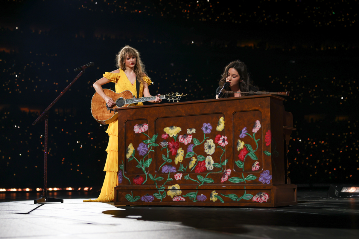 Vén màn đêm diễn The Eras Tour cuối cùng của Taylor Swift Ảnh 3