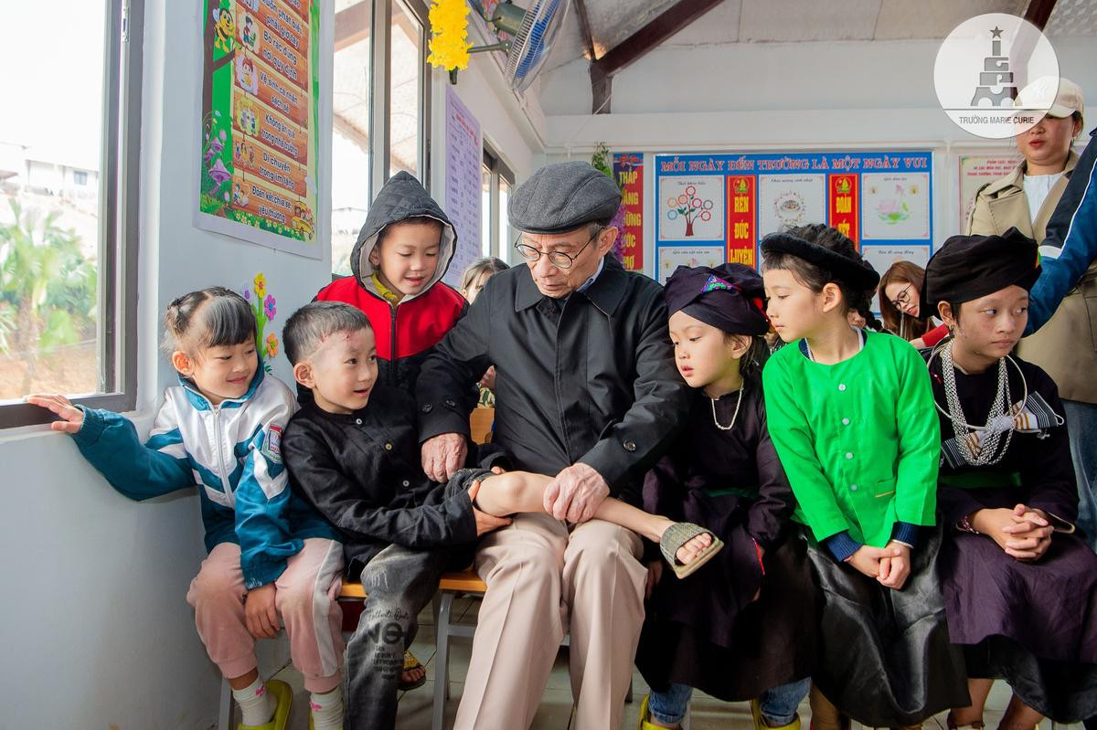 Nhà giáo Nguyễn Xuân Khang: 'Lên tới Làng Nủ, tôi yên tâm và có niềm tin sống tới 90 tuổi' Ảnh 5