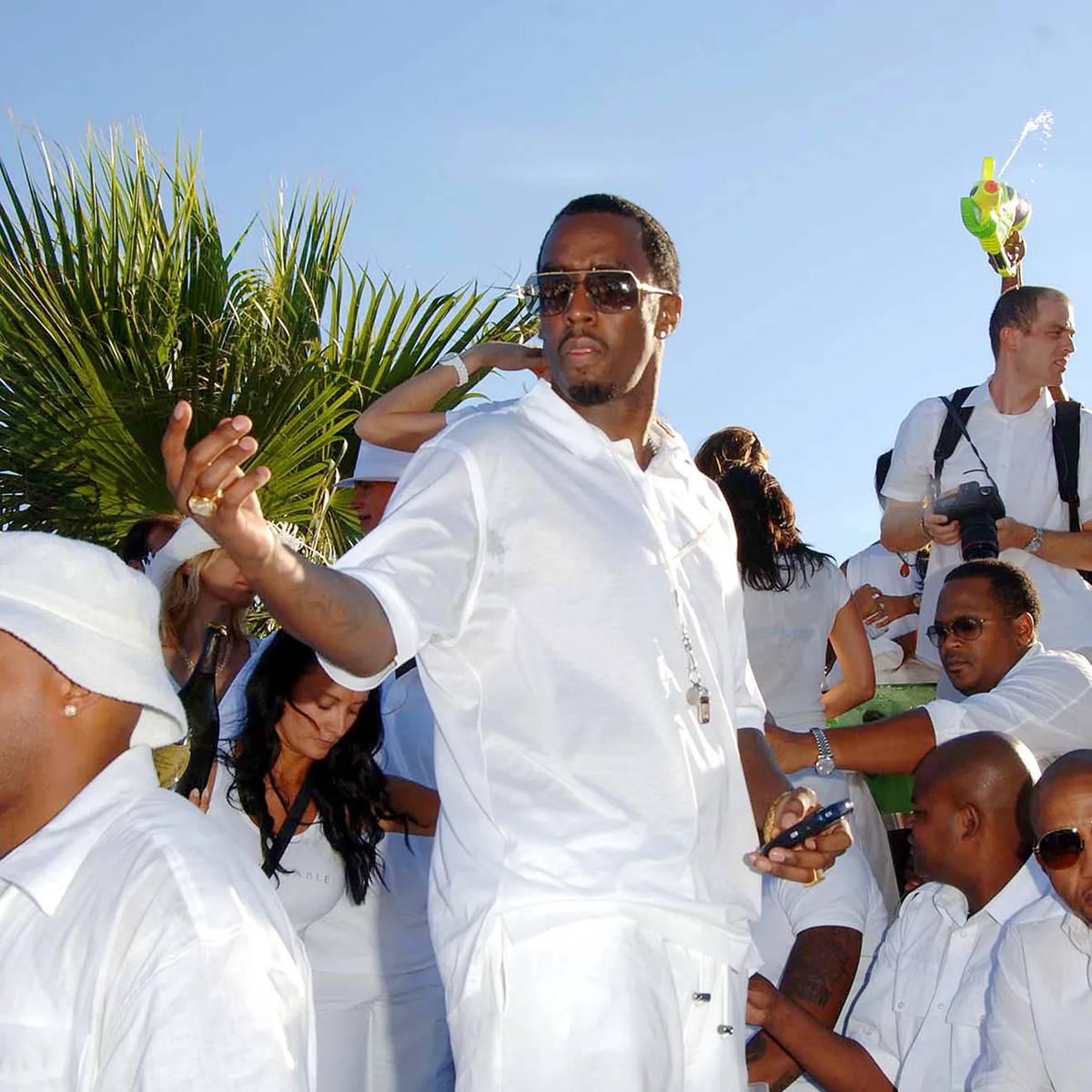 Sean "Diddy" Combs đang bất ổn trong tù, cái giá phải trả vì những tội ác ở quá khứ Ảnh 3