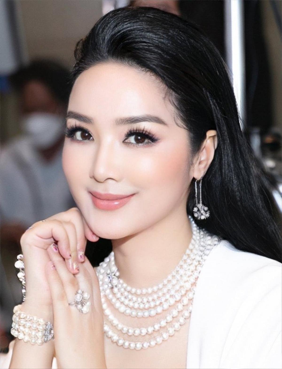 Vẻ đẹp của dàn mỹ nhân 'không tuổi' trong showbiz Việt Ảnh 1