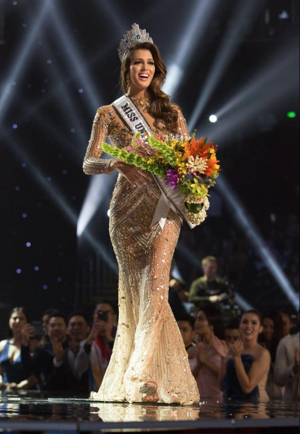 Hoa hậu Hoàn vũ 2016 đứng về phía cựu chủ tịch Miss Universe Ảnh 2