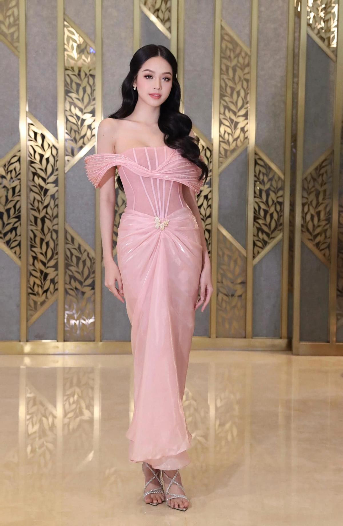 Hoa hậu Thanh Thủy khoe visual ngọc nữ khiến fan đắm đuối: Phải tham dự Miss International gấp Ảnh 1