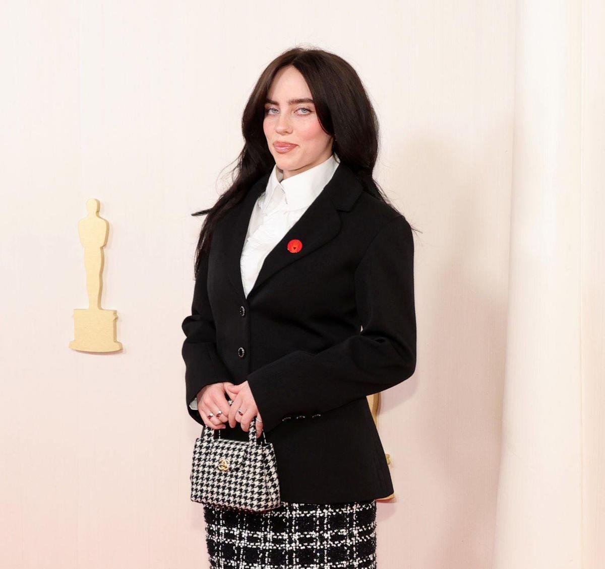 Billie Eilish lần thứ 2 nhận giải Oscar, tạo nên kỳ tích trong thế kỷ 21 Ảnh 3