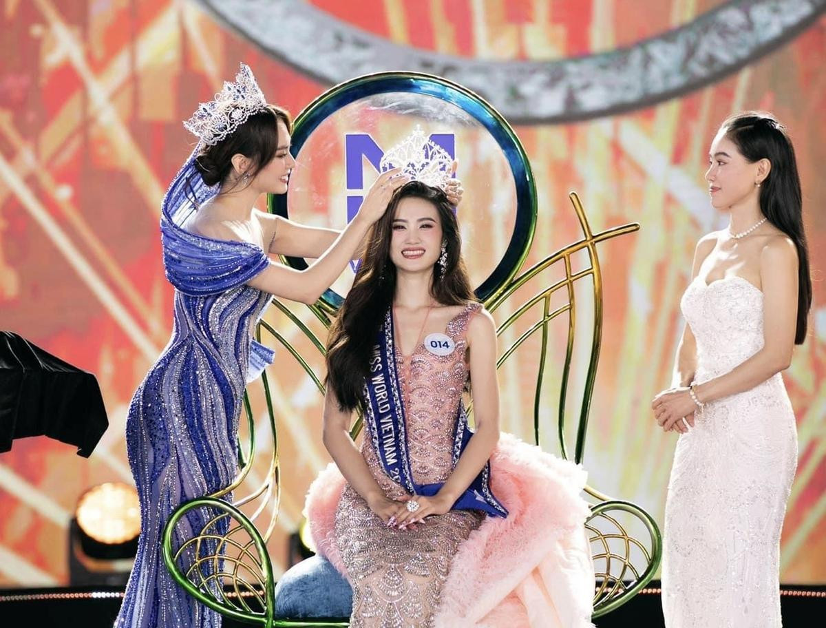 Đội ngũ Miss World Vietnam nói gì về Ý Nhi trước thềm công bố đại diện thi đấu mùa giải 72? Ảnh 1