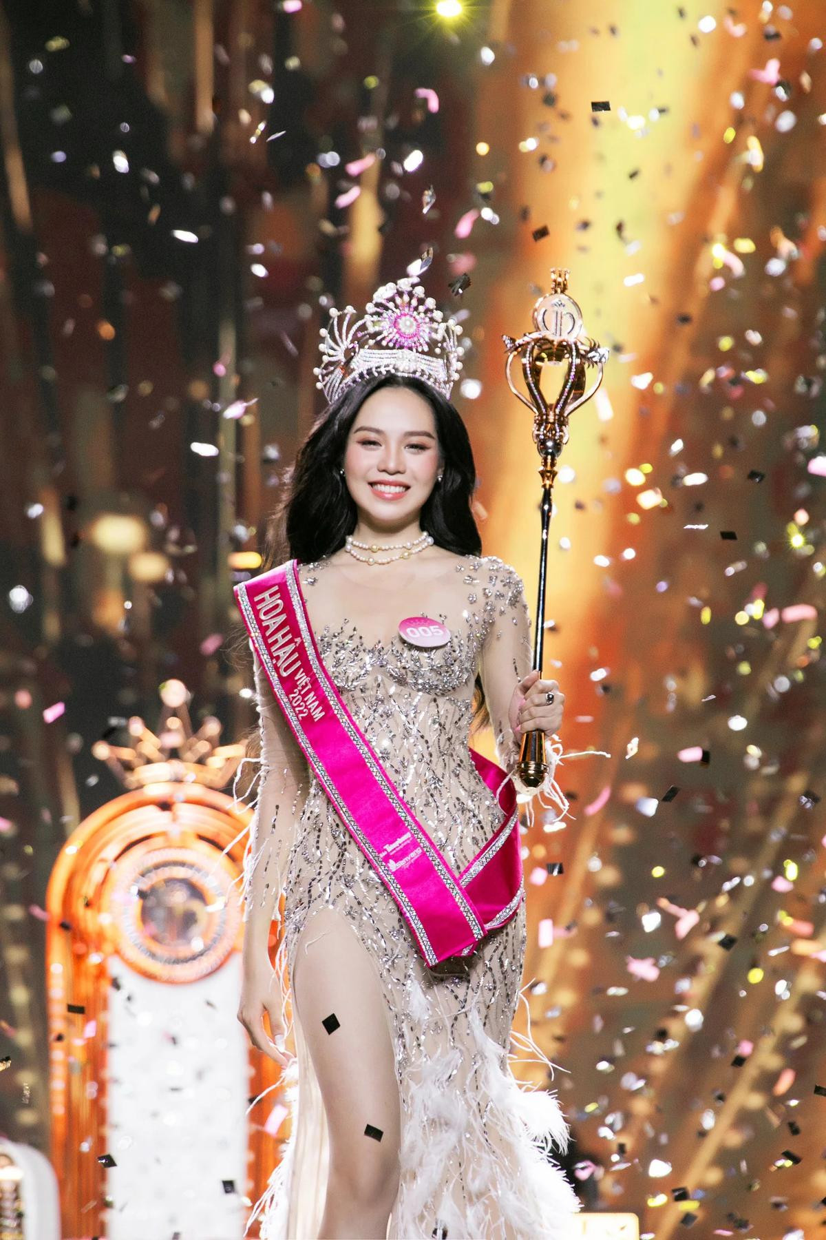 Hoa hậu Thanh Thủy đổi mới hình ảnh cá nhân trước ngày ứng tuyển Miss International 2024 Ảnh 1