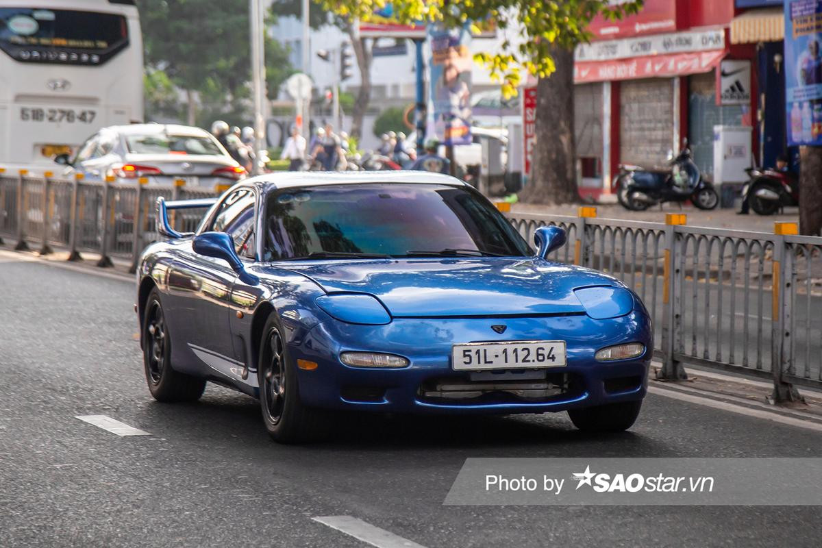 Chiếc Mazda này của ông Đặng Lê Nguyên Vũ có gì đặc biệt mà được nhiều người 'phát cuồng'? Ảnh 11