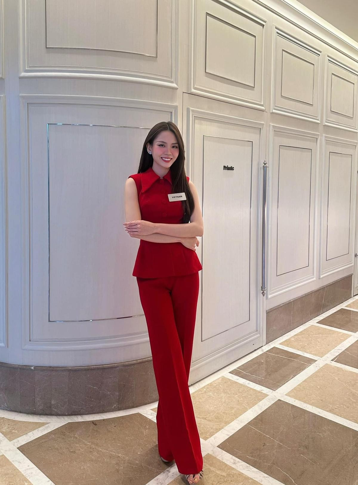 Hai lần Miss World 'xử ép' đại diện Việt Nam Ảnh 1