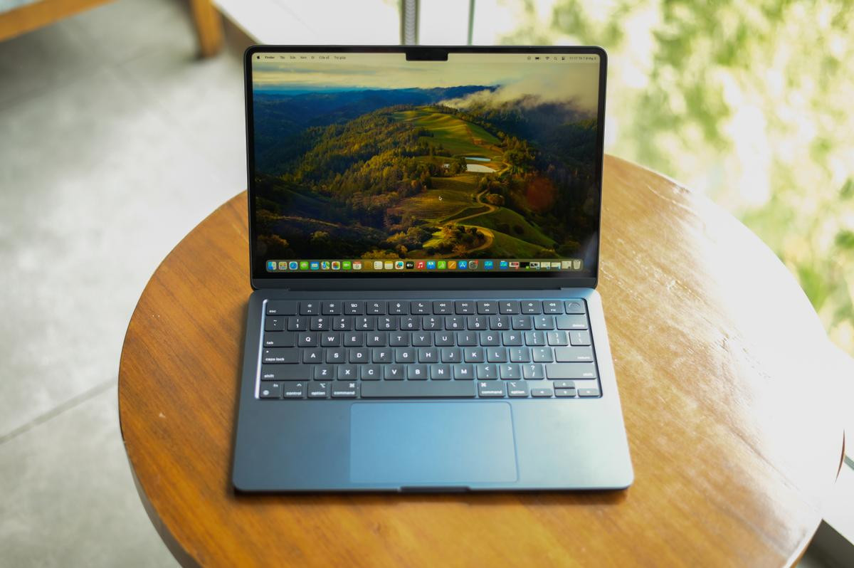 MacBook Air M3 có giá gần 28 triệu đồng Ảnh 4