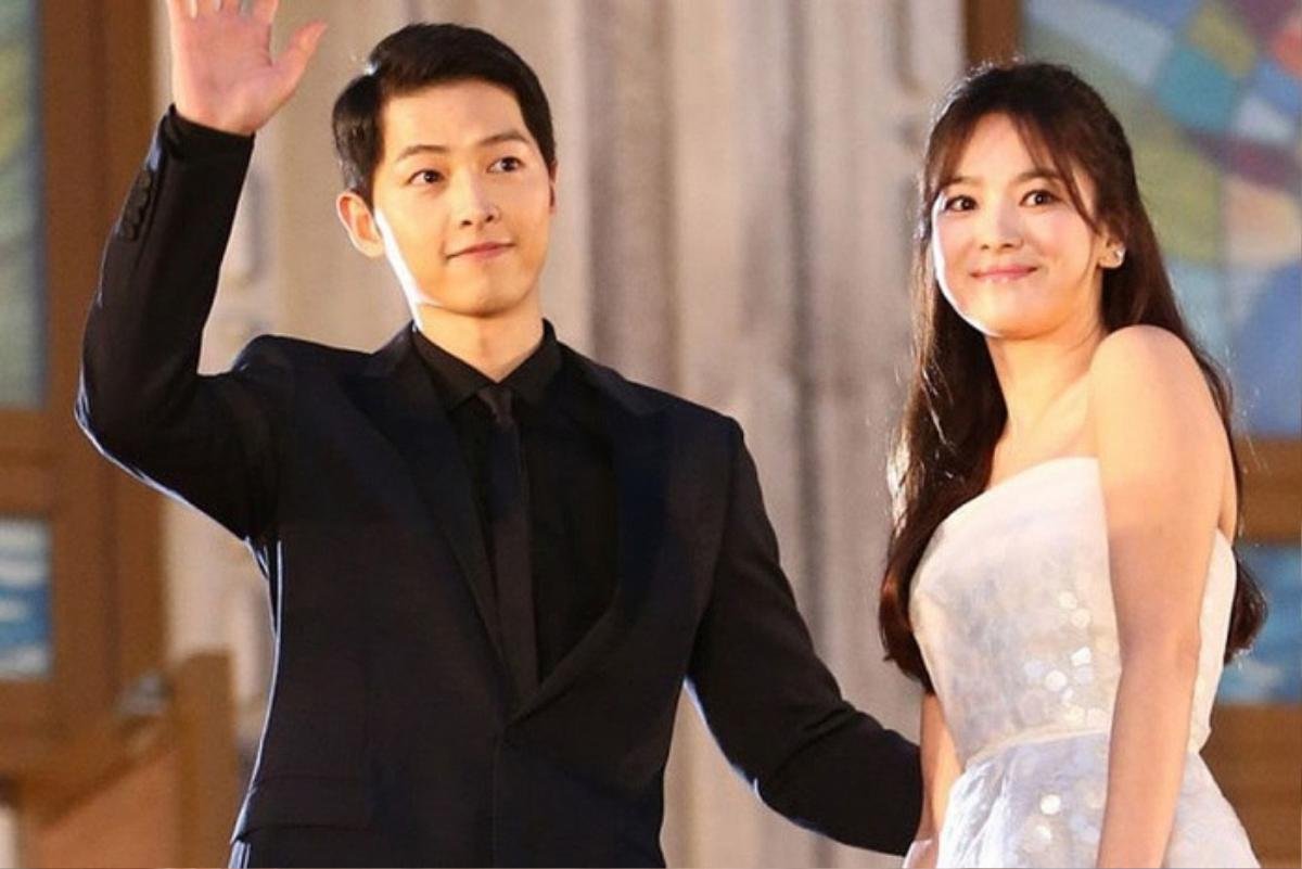 Ảnh cưới của Song Hye Kyo và Song Joong Ki hot trở lại, nguyên nhân là vì Son Ye Jin Ảnh 3