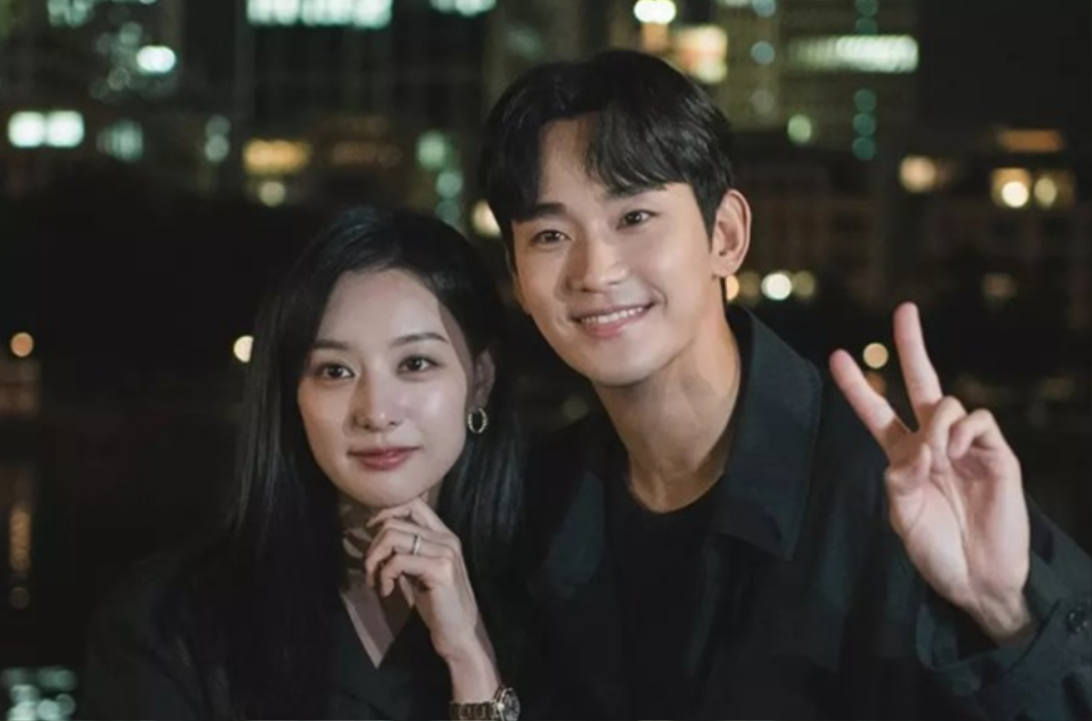 Lập kỷ lục nhưng phim 'Nữ hoàng nước mắt' của Kim Soo Hyun bị chê sáo rỗng Ảnh 1