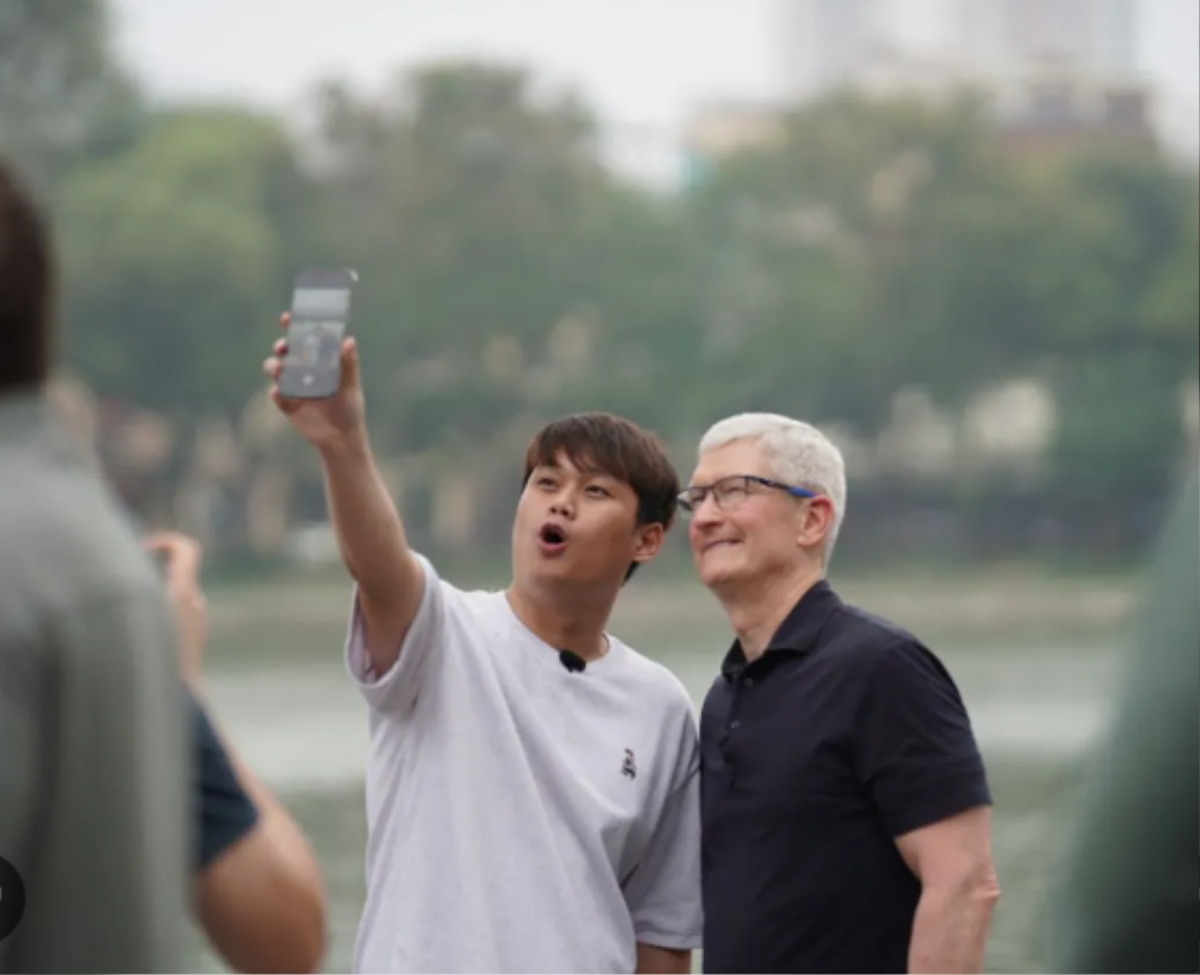 Duy Thẩm là ai mà Tim Cook - CEO Apple gặp riêng, cùng đi dạo và uống cà phê? Ảnh 3