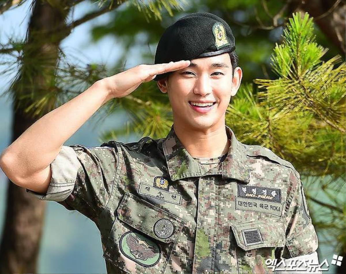 Kim Soo Hyun đưa ra một quyết định trọng đại giữa tin hẹn hò với Kim Ji Won Ảnh 2