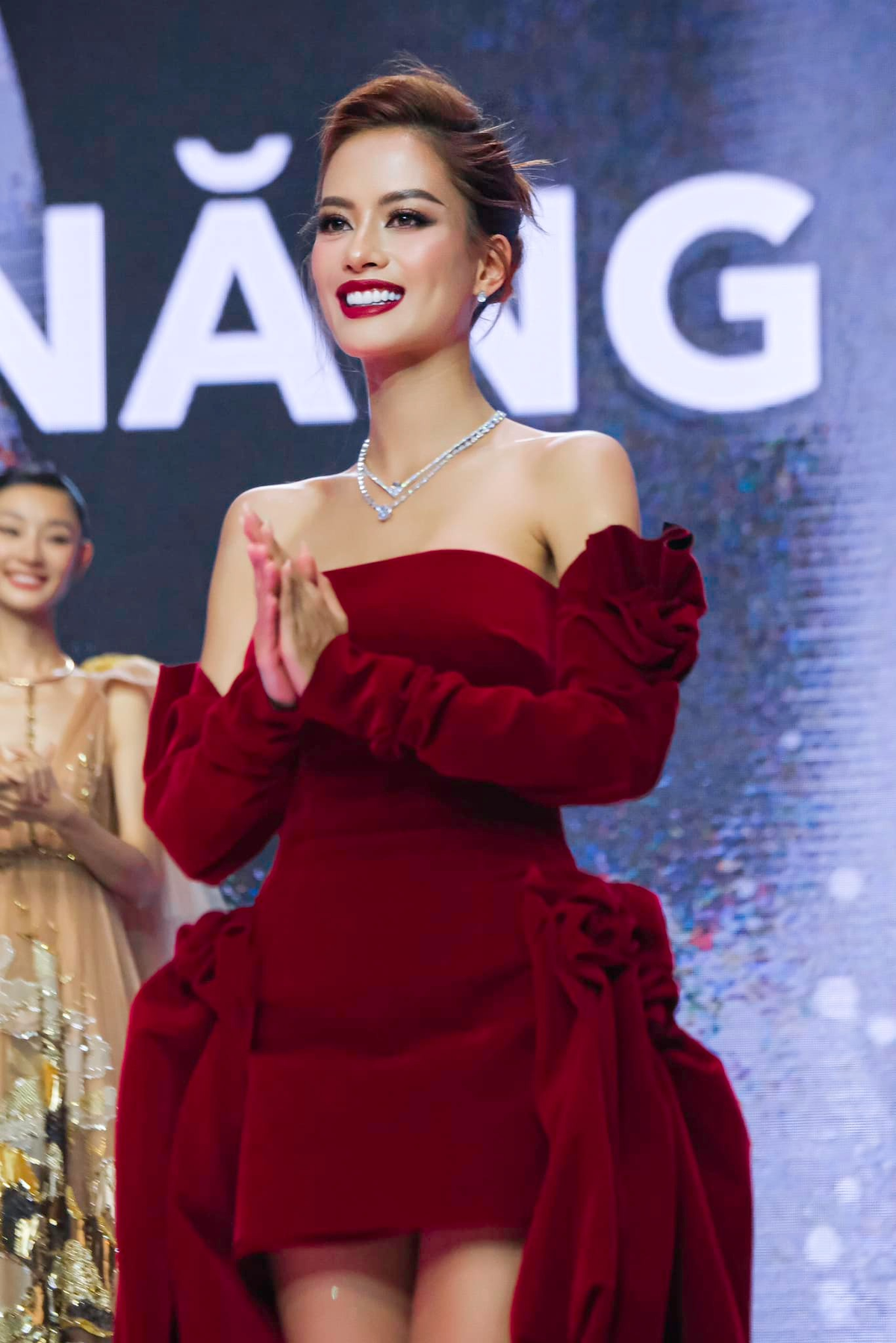 Miss Universe Vietnam nâng độ tuổi tham gia, học trò nóng bỏng của Hà Hồ có cơ hội! Ảnh 7