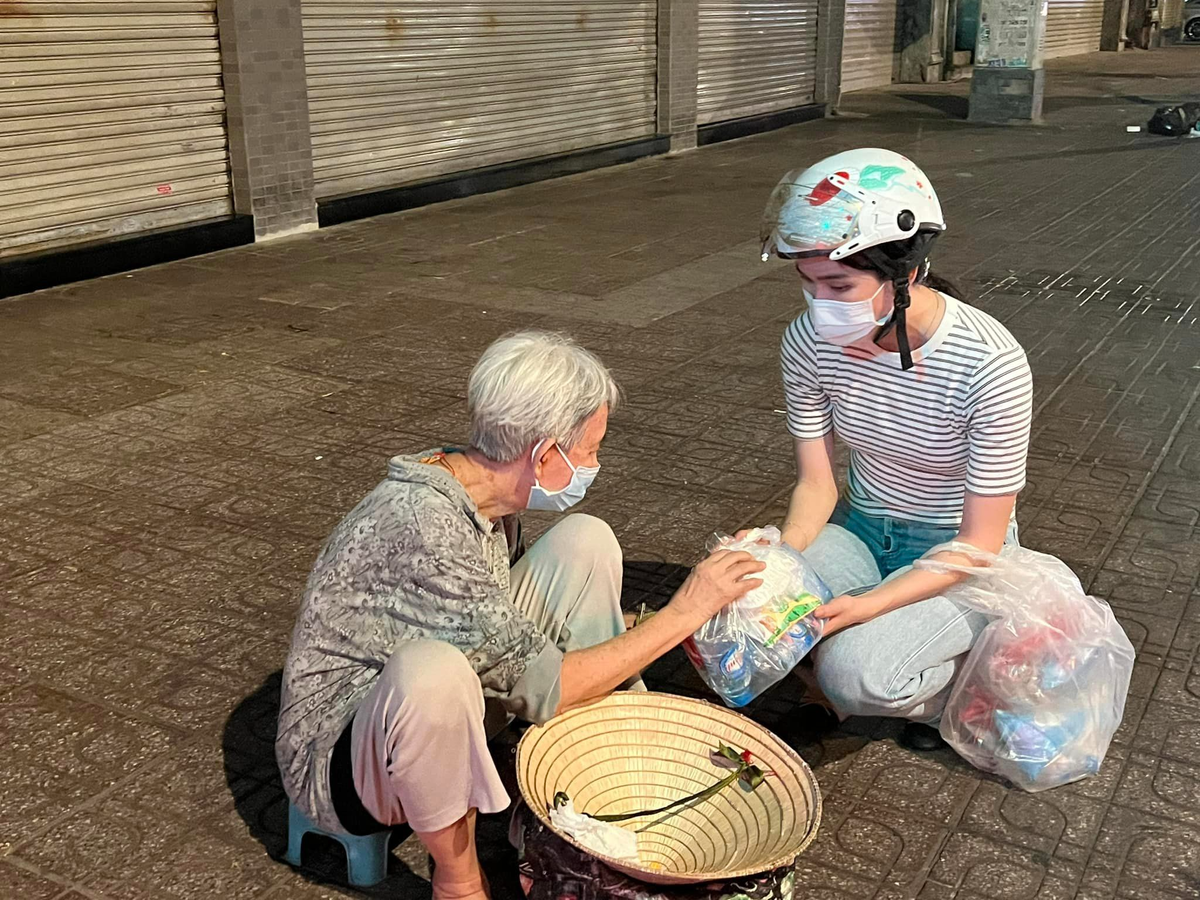 Á hậu Phương Anh: 'Tôi thấy mình hơi phung phí khi được chồng chiều chuộng' Ảnh 3