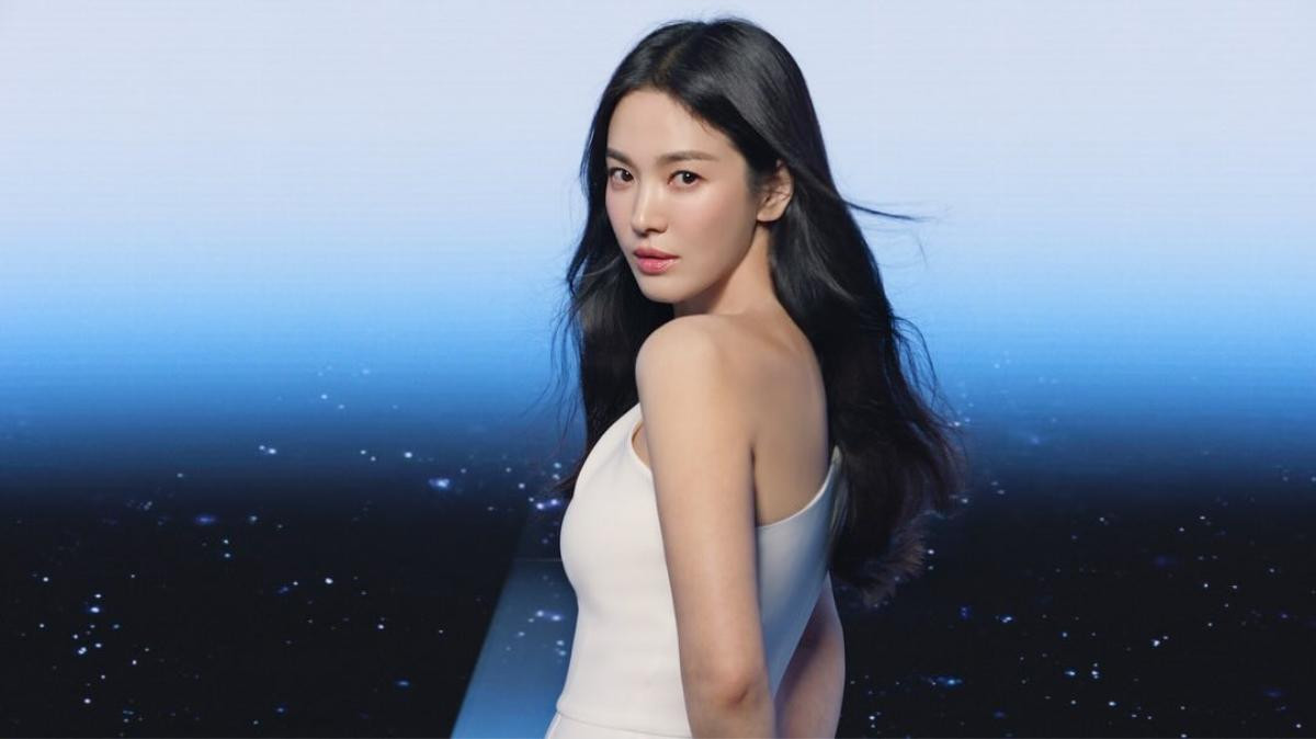 Song Hye Kyo lần đầu làm một điều sau nhiều năm, liền được khen ngợi vì quá 'chiều' fan Ảnh 4