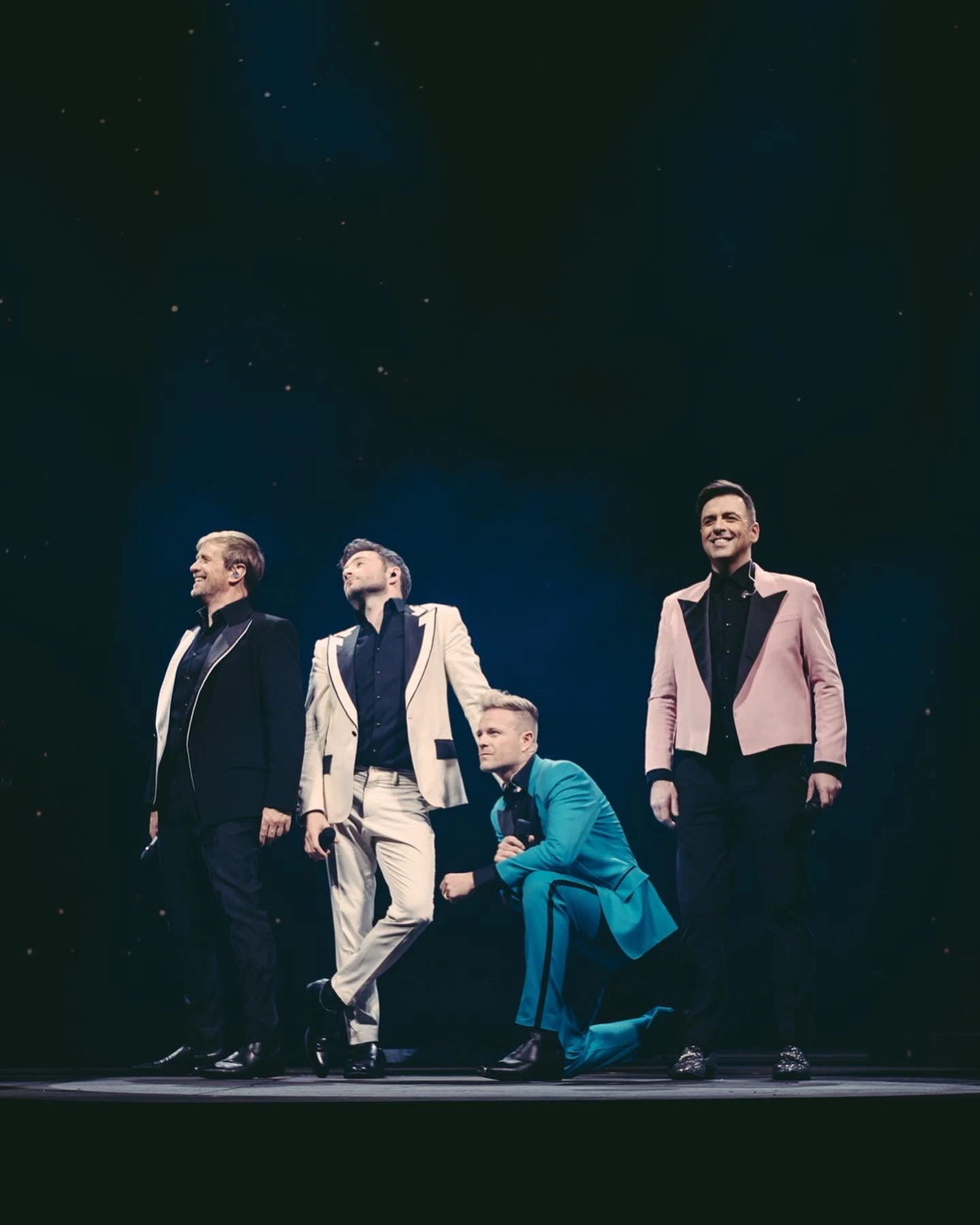 Một thành viên của Westlife vắng mặt trong concert thứ hai tại Việt Nam Ảnh 5