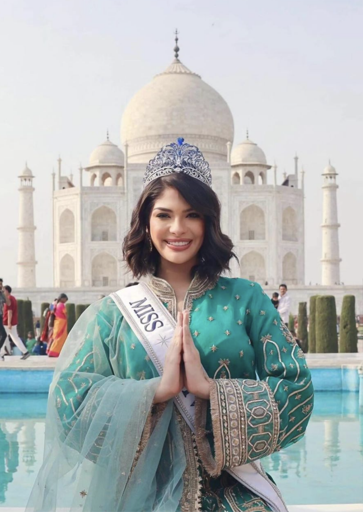 Sức hút của đương kim Miss Universe Ảnh 2