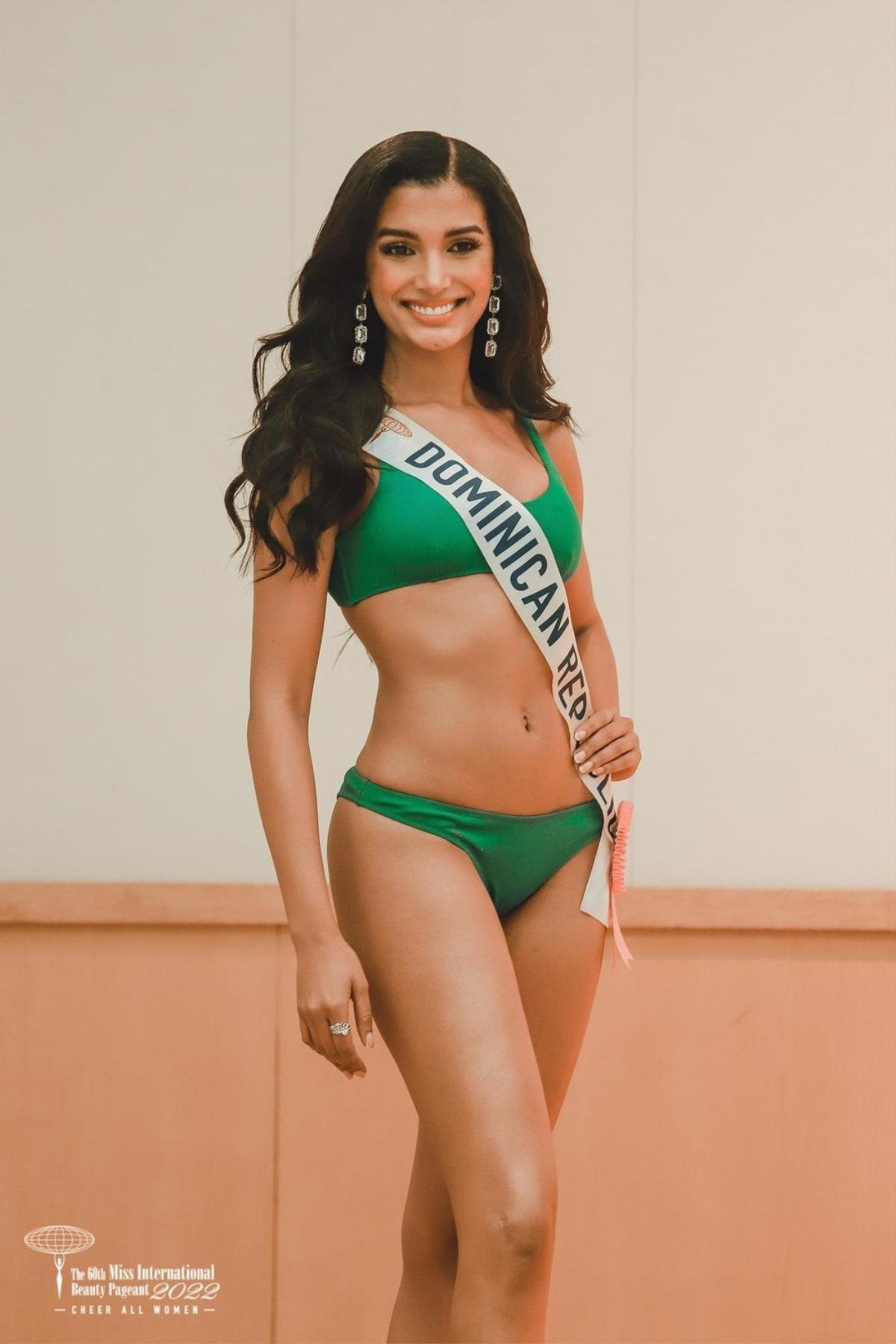 Cựu á hậu 4 Miss International đăng quang Hoa hậu Hoàn vũ Cộng hòa Dominica 2024 Ảnh 3