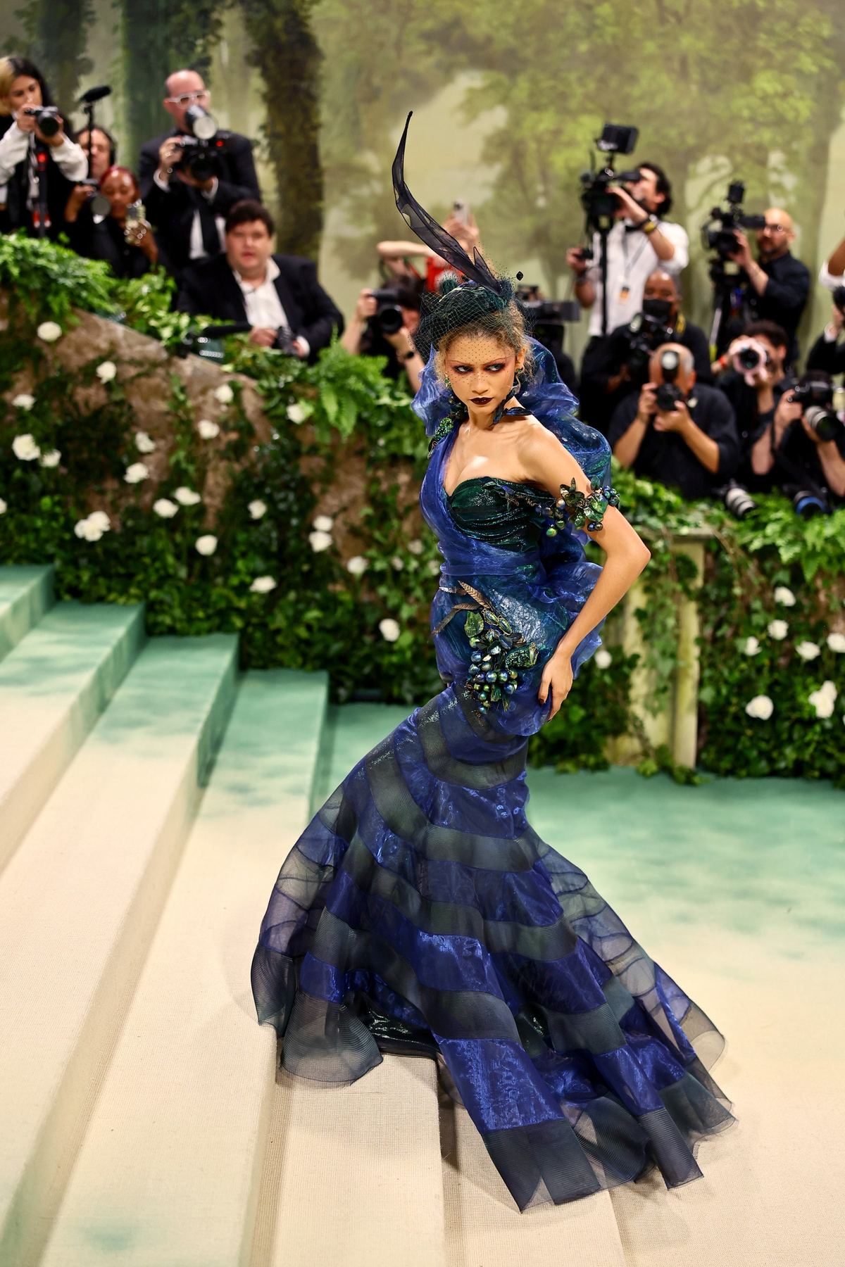 Thảm đỏ Met Gala 2024: Zendaya nhiều người phải 'wow', Jennie chưa đủ ấn tượng Ảnh 1