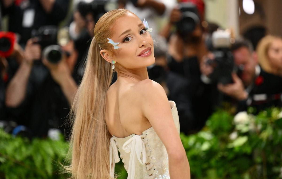 Cách Ariana Grande bảo vệ giọng hát trời phú của mình Ảnh 1