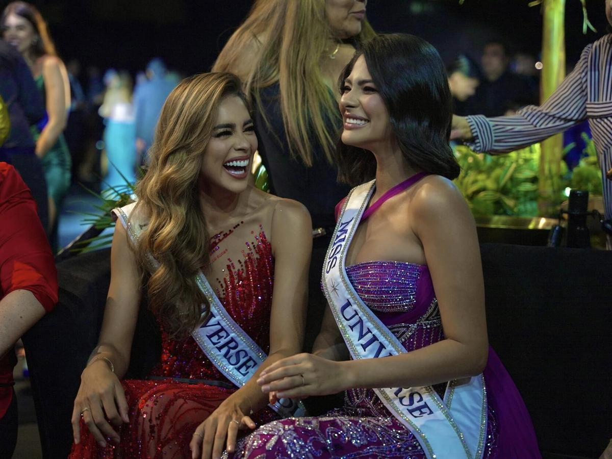 Miss Universe 2023 lộ dấu hiệu tăng cân giống cô chị người Ấn 2021 Ảnh 2