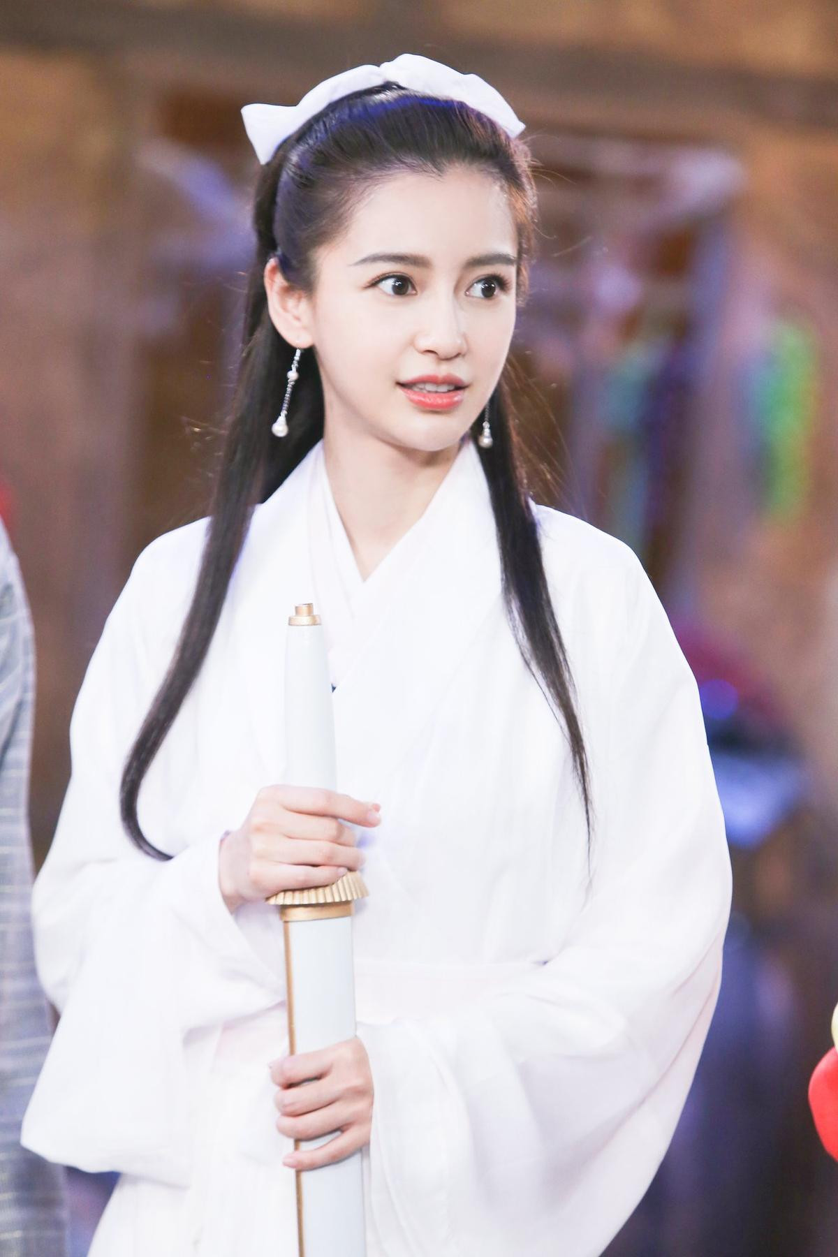 Angelababy từng được Vu Chính chọn đóng vai Tiểu Long Nữ Ảnh 3