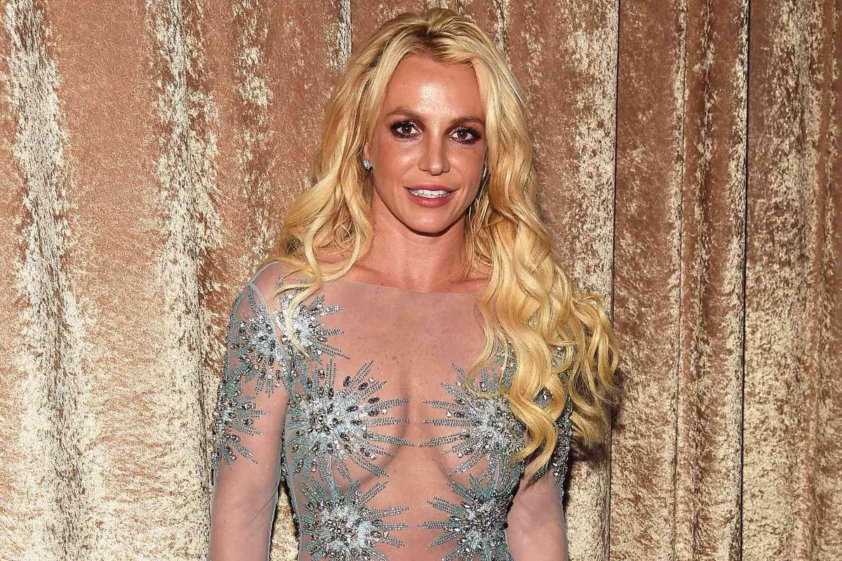 Britney Spears tức giận, đòi kiện một nữ ca sĩ? Ảnh 2