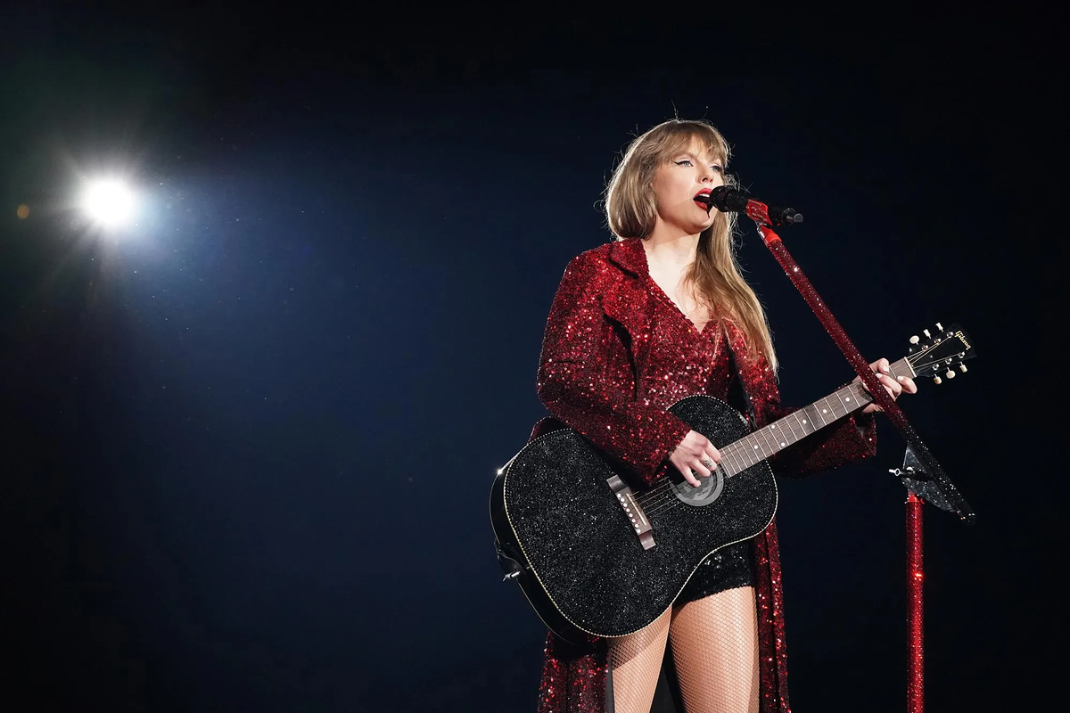 'Năm xui tháng hạn' của Taylor Swift Ảnh 4